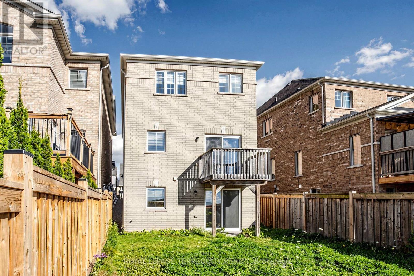 199 Armstrong Crescent, Bradford West Gwillimbury, ON photo 39