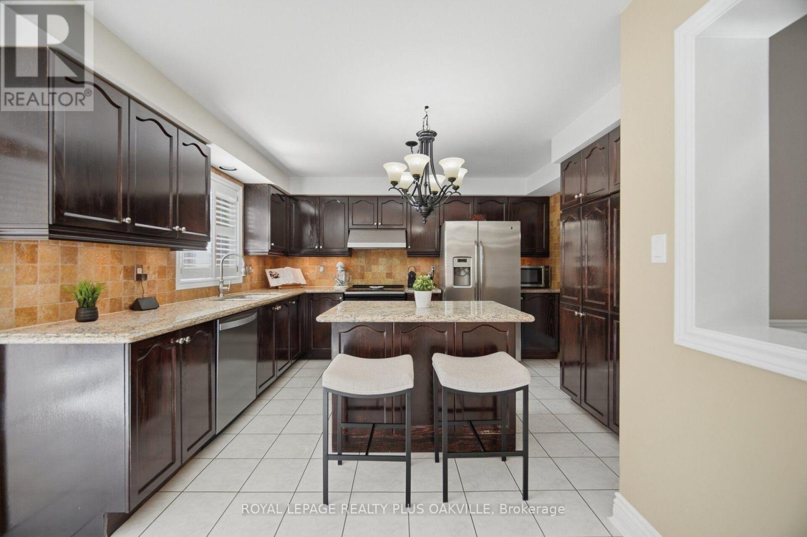 5892 GLEN ERIN DRIVE - 13