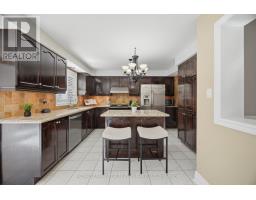 Bedroom 3 - 5892 Glen Erin Drive, Mississauga, ON L5M5K4 Photo 13