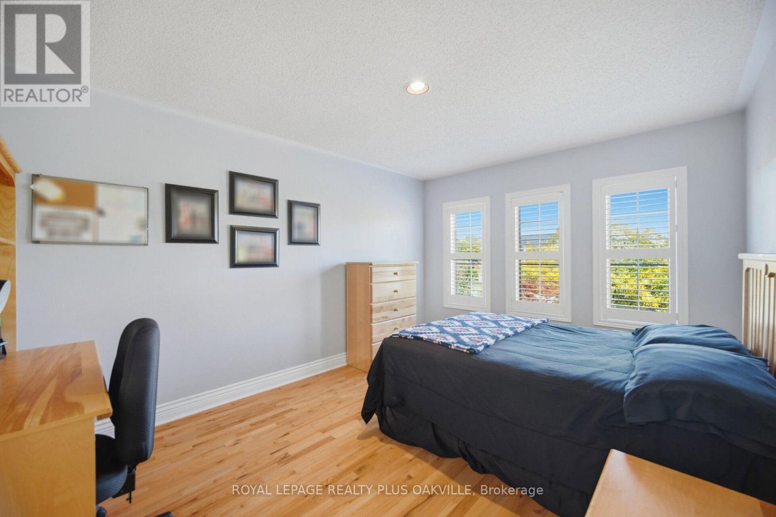 5892 GLEN ERIN DRIVE - 29