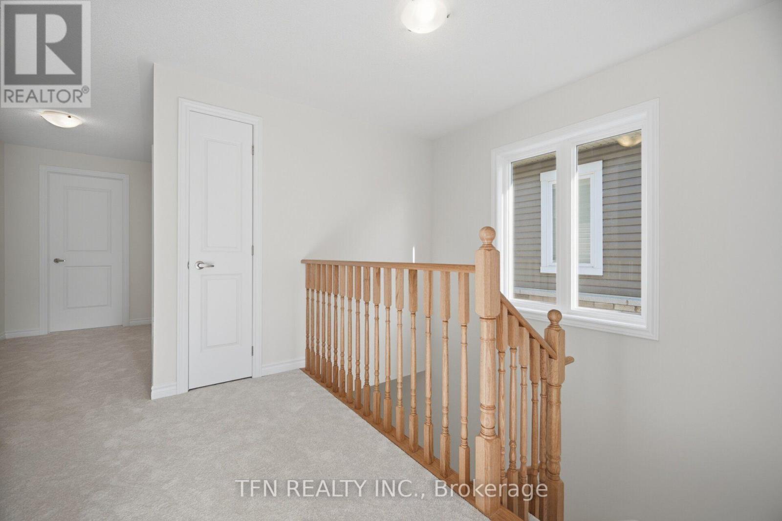 31 Brown Street — photo 29