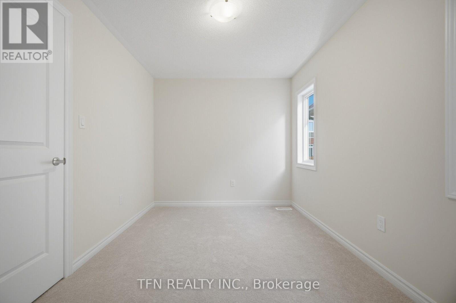 31 Brown Street — photo 42