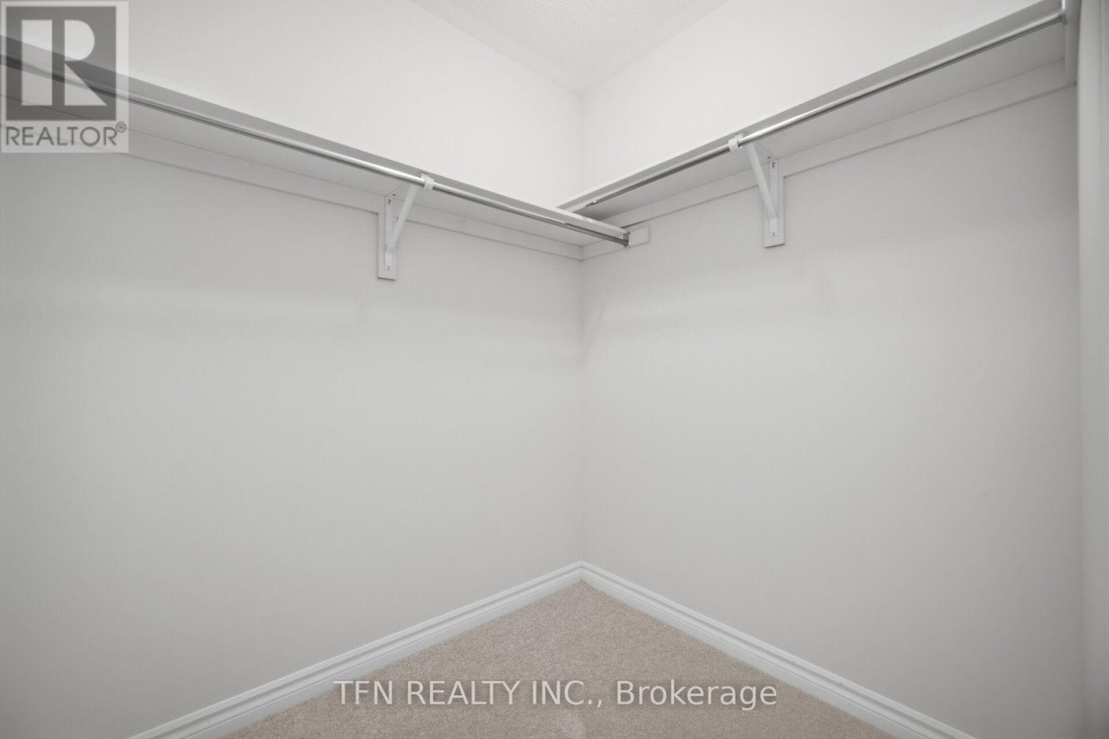 31 Brown Street — photo 37