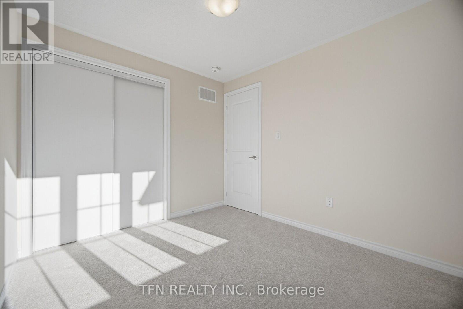 31 Brown Street — photo 39