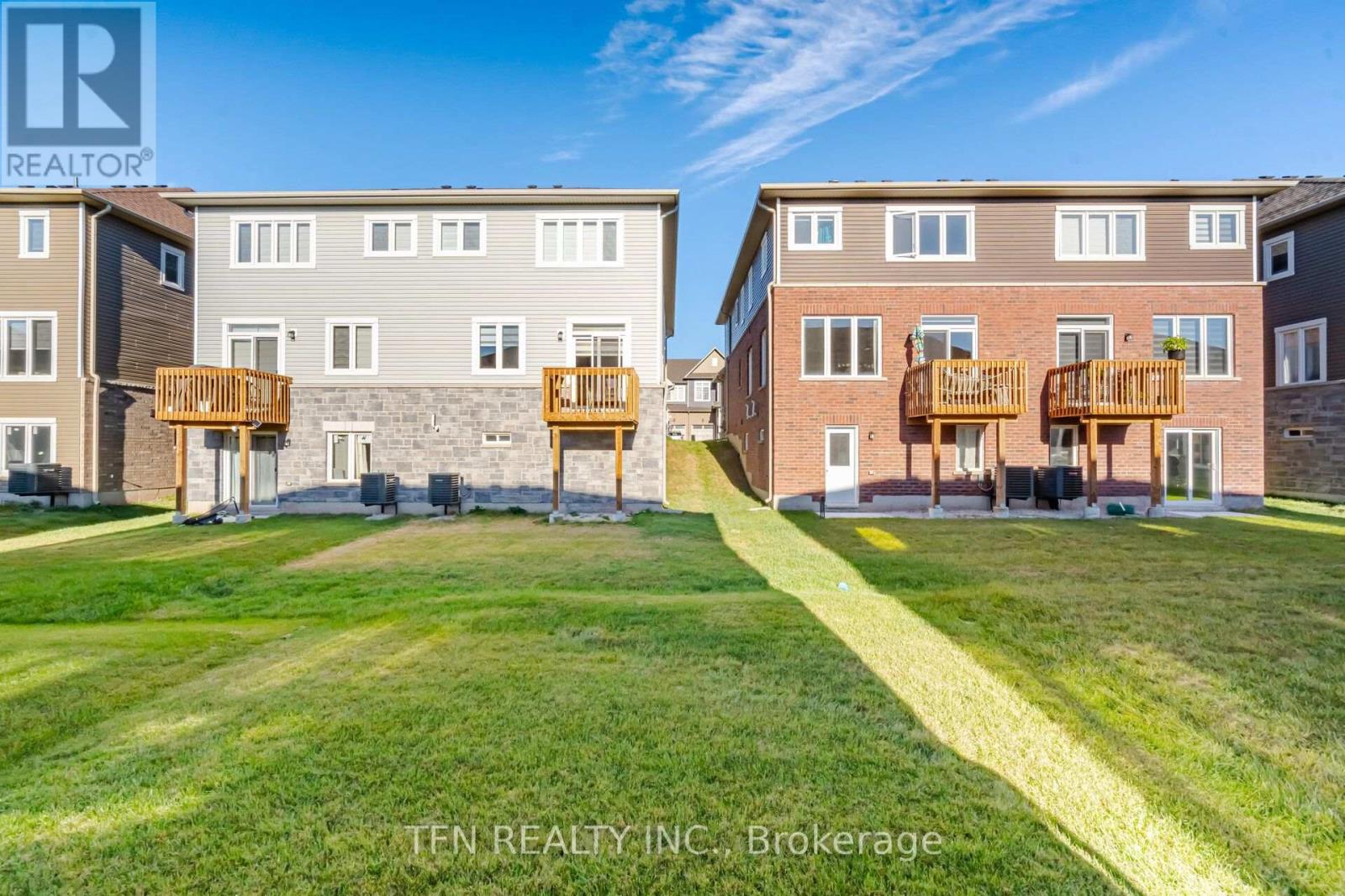 31 Brown Street — photo 47