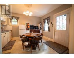 34 Jackson Avenue, Peterborough, ON K9J5B9 Photo 10