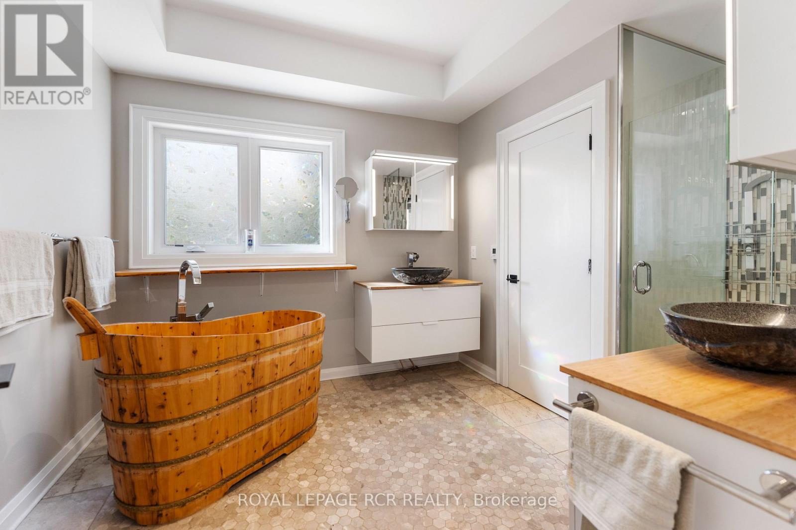 9121 Erin-Garafraxa Townline, Erin, ON photo 29
