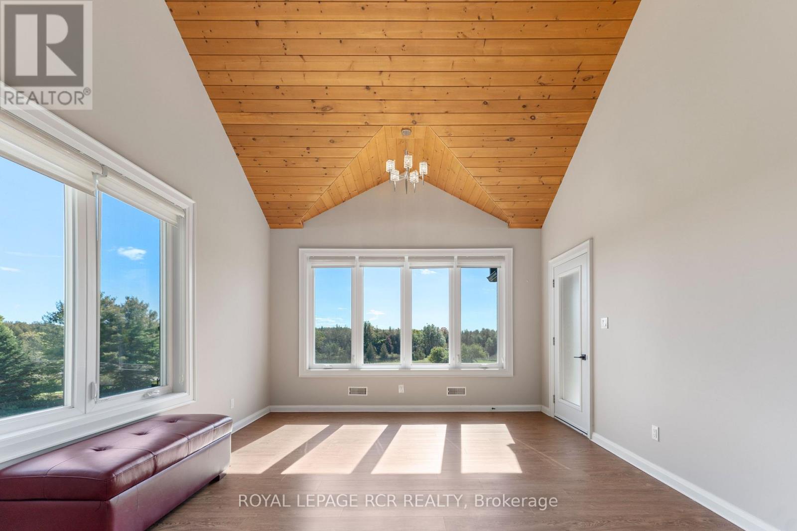 9121 Erin-Garafraxa Townline, Erin, ON photo 34