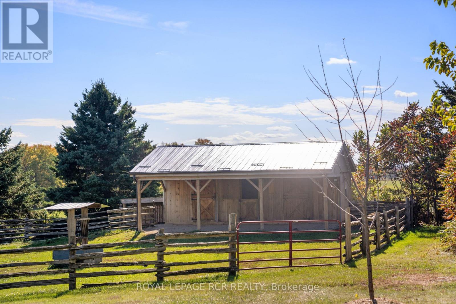 9121 Erin-Garafraxa Townline, Erin, ON photo 7