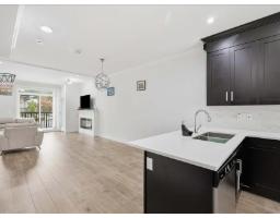 174 13898 64 Avenue, Surrey, BC V3W1L6 Photo 6