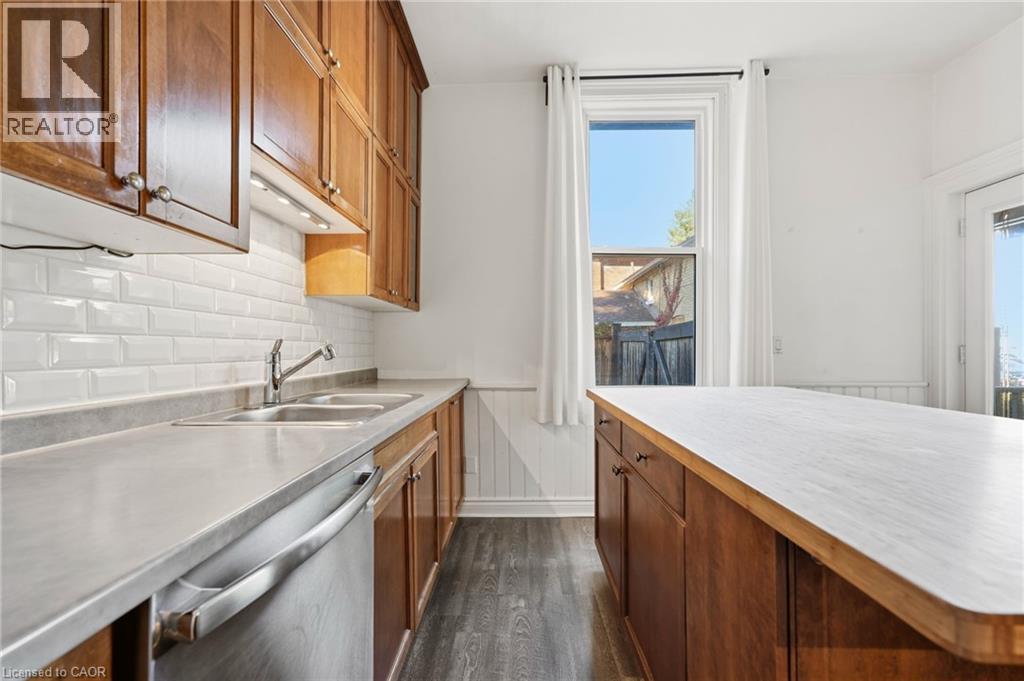 45 East Avenue — photo 8