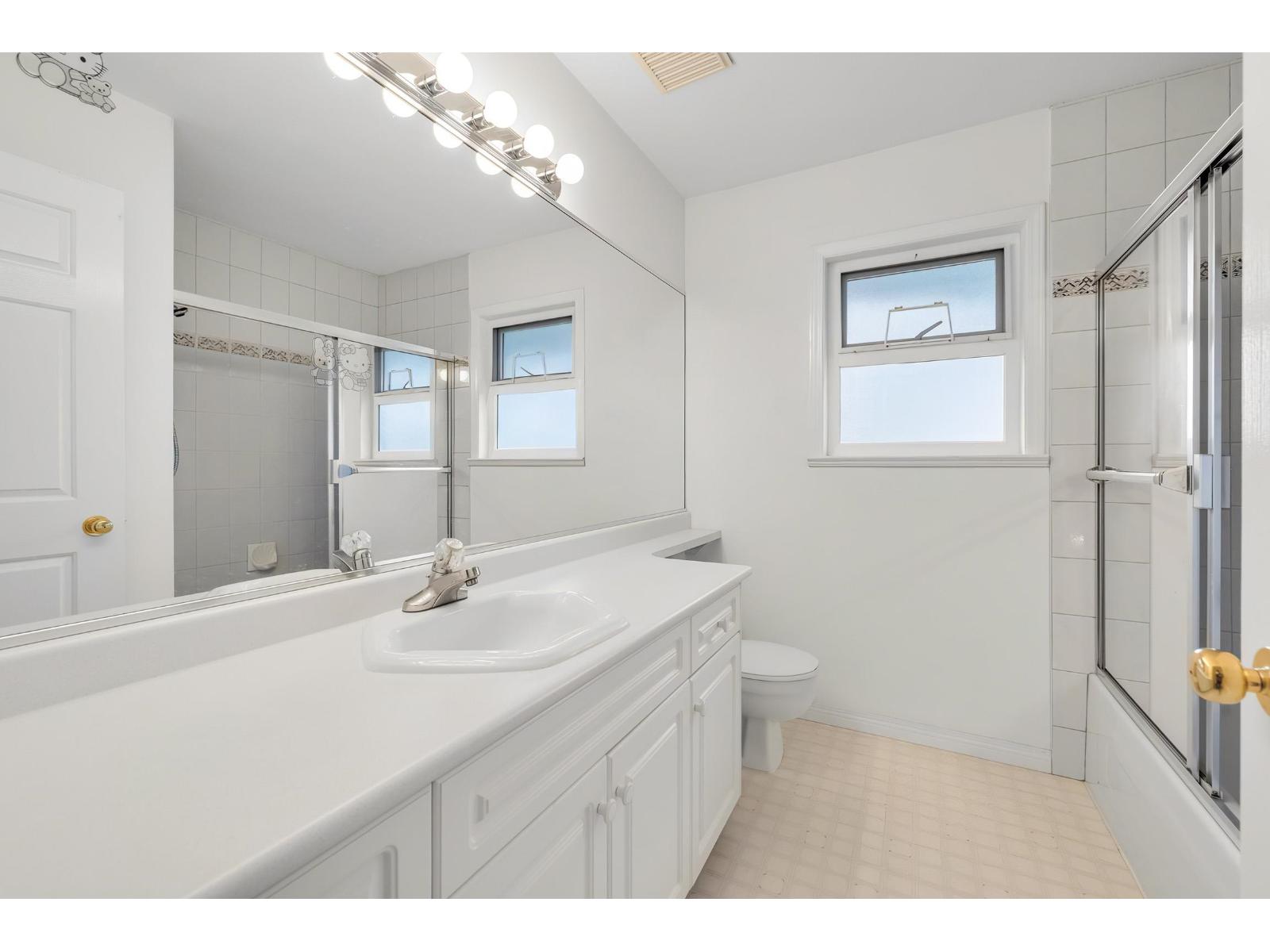 Photo of 11036 163A STREET 25