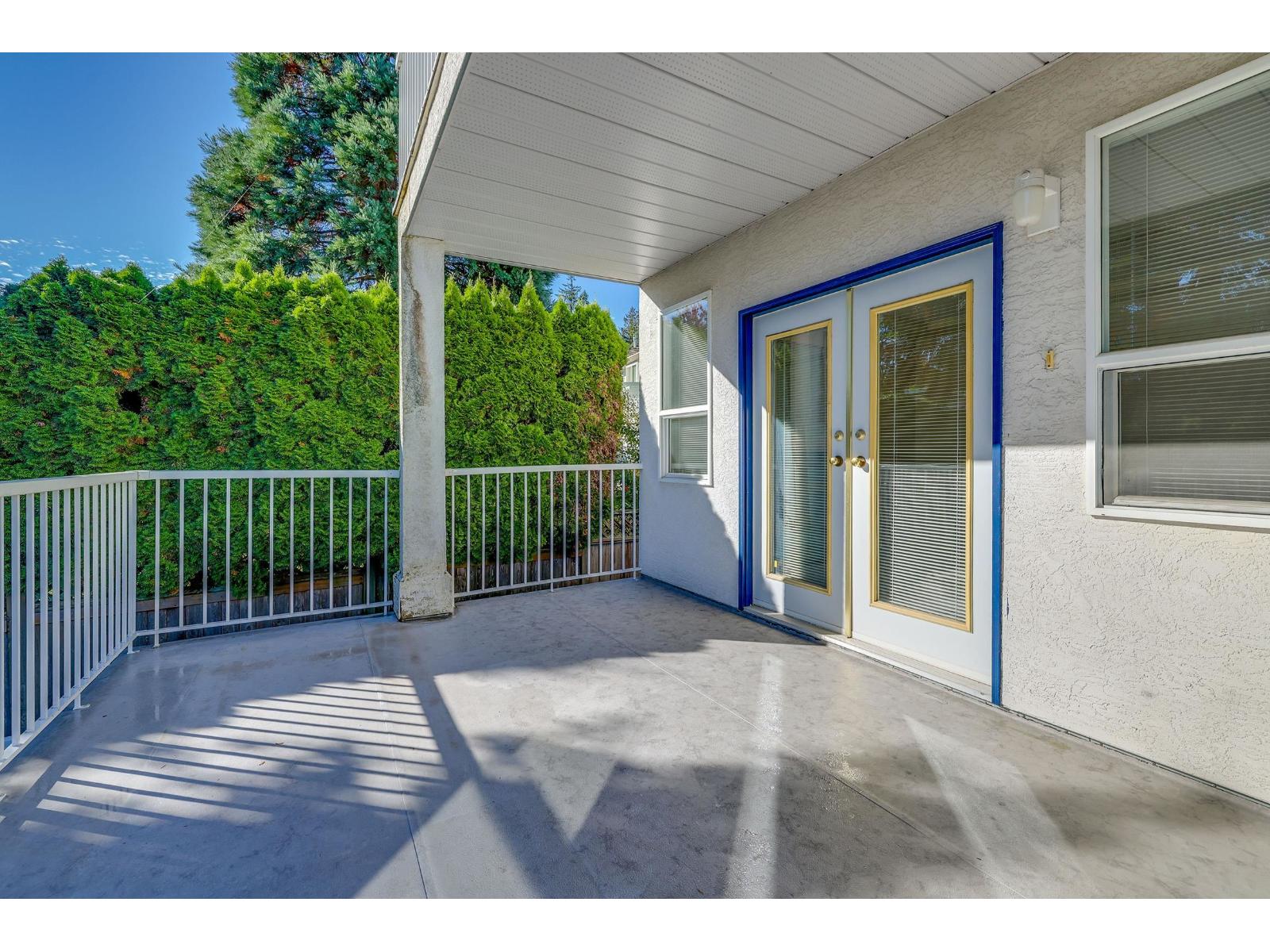 Photo of 11036 163A STREET 34