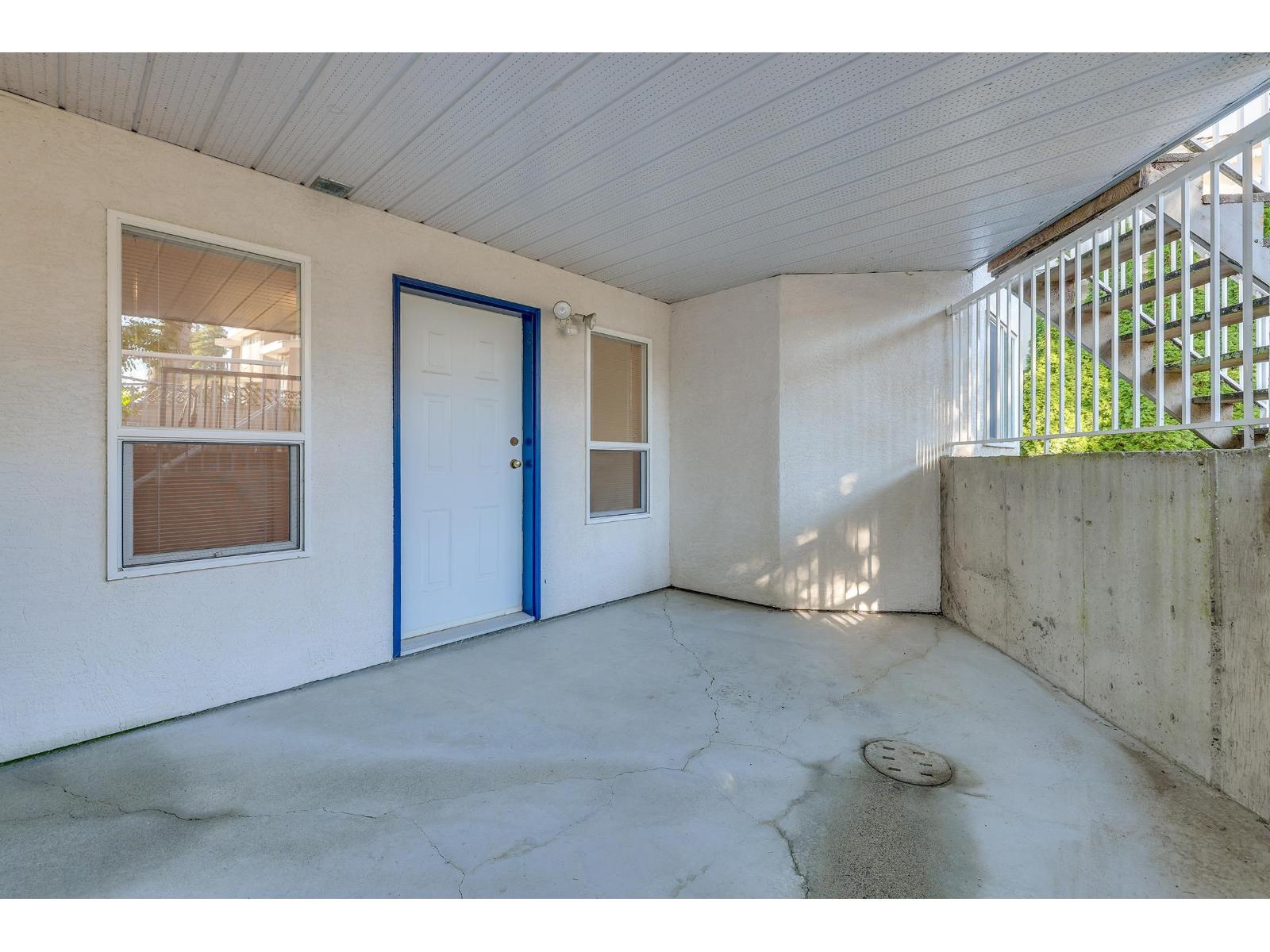 Photo of 11036 163A STREET 36
