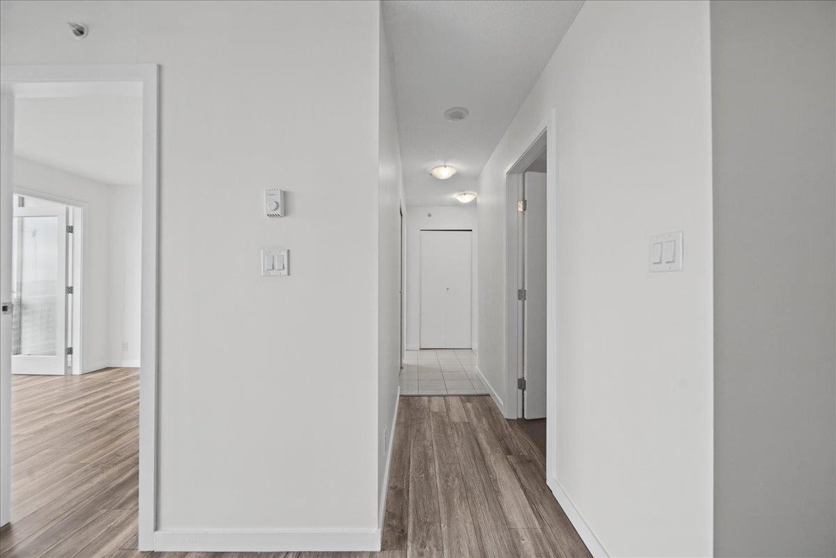 Photo of 2701 13618 100 AVENUE 26