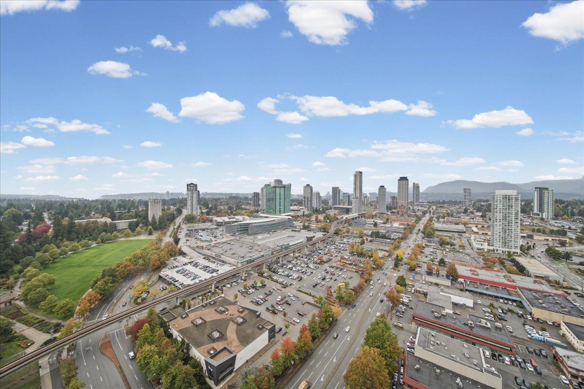 Photo of 2701 13618 100 AVENUE 27