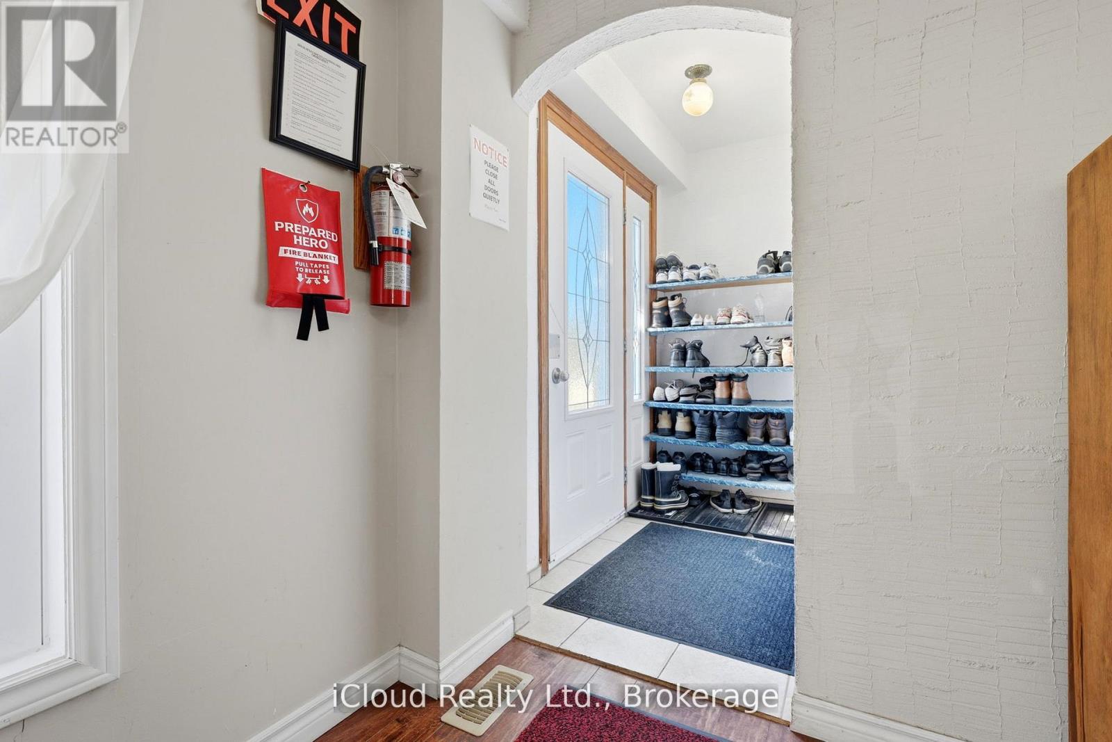 29 LANGSTONE CRESCENT - 26