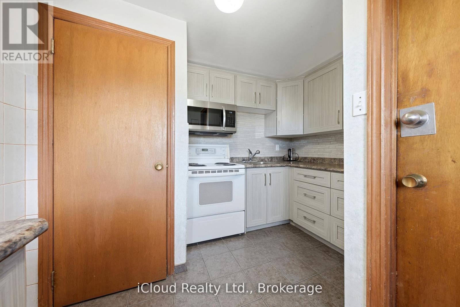 29 LANGSTONE CRESCENT - 20