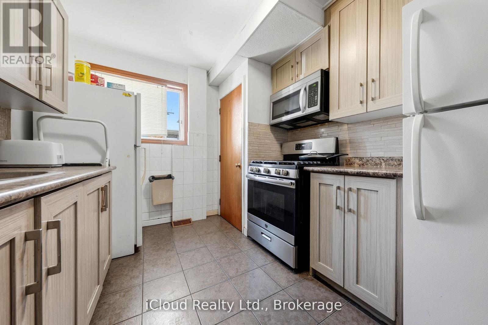 29 LANGSTONE CRESCENT - 29