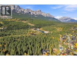1009 10 Street, Canmore, AB T1W2A1 Photo 7