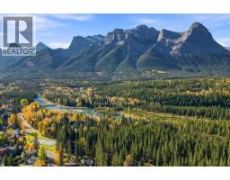 1009 10 Street, Canmore, AB T1W2A1 Photo 8