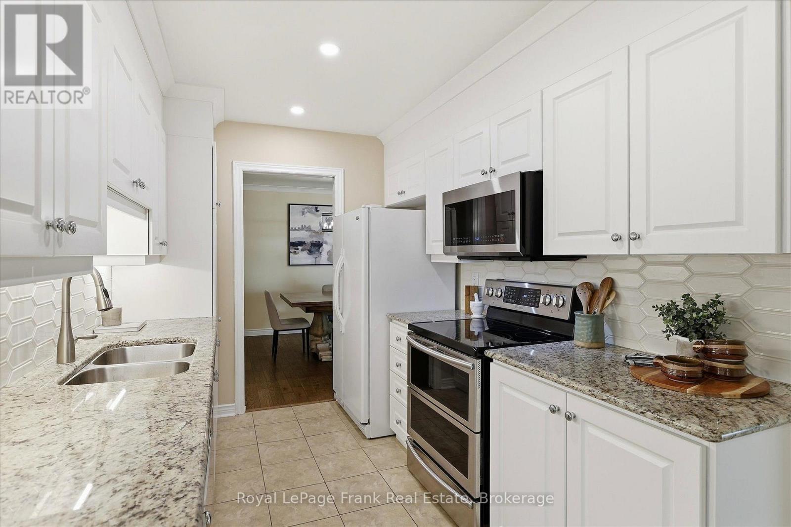 #35 1121 ARMOUR ROAD - 13