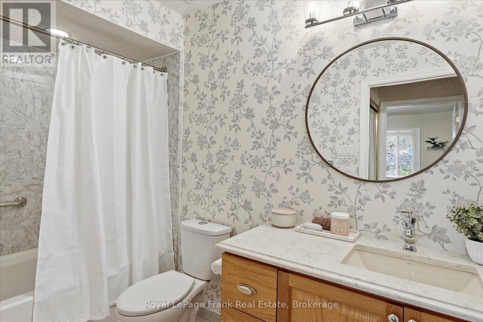#35 1121 ARMOUR ROAD - 22