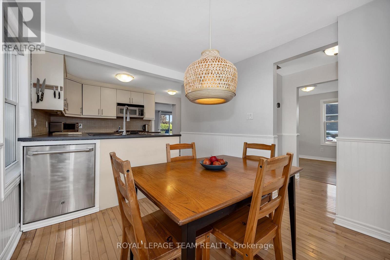 410 CLOTHIER STREET W - Image 11