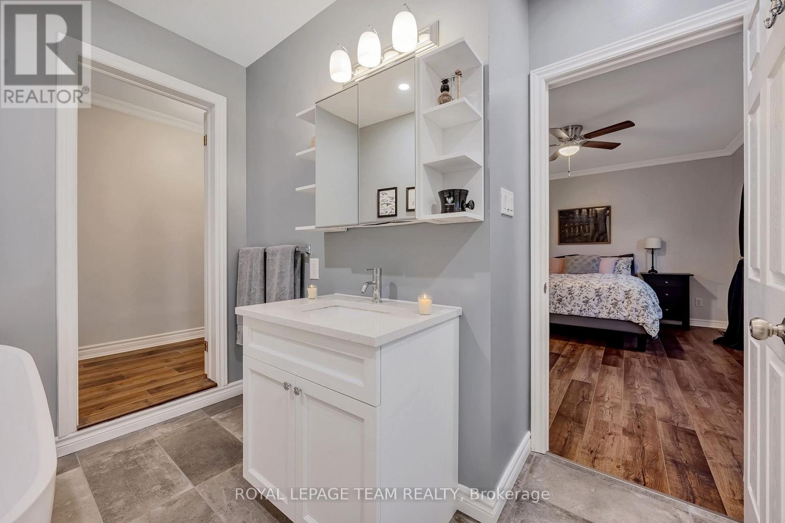 410 CLOTHIER STREET W - Image 28