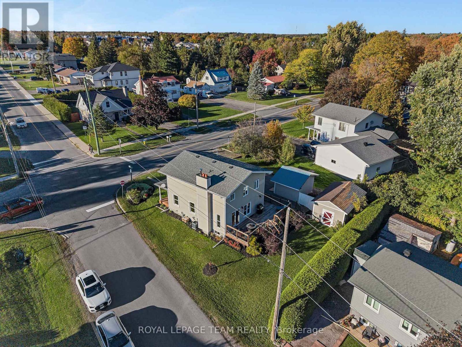 410 CLOTHIER STREET W - Image 43