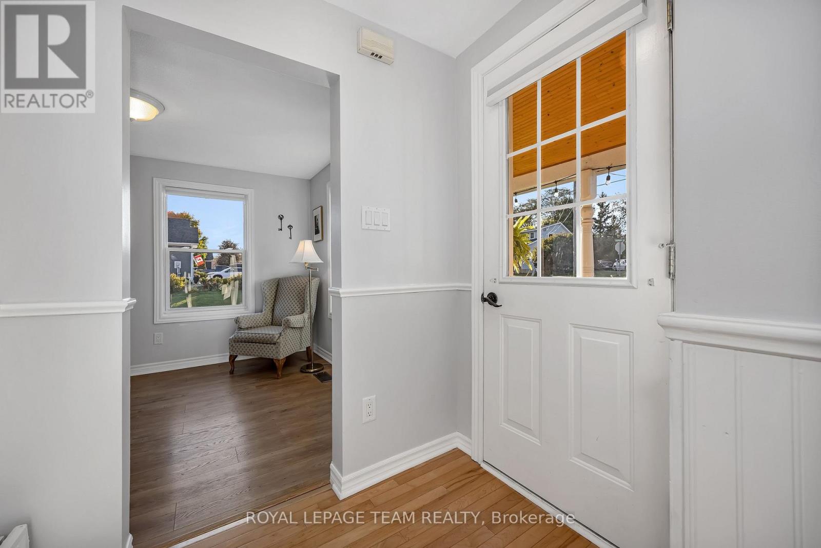 410 CLOTHIER STREET W - Image 5