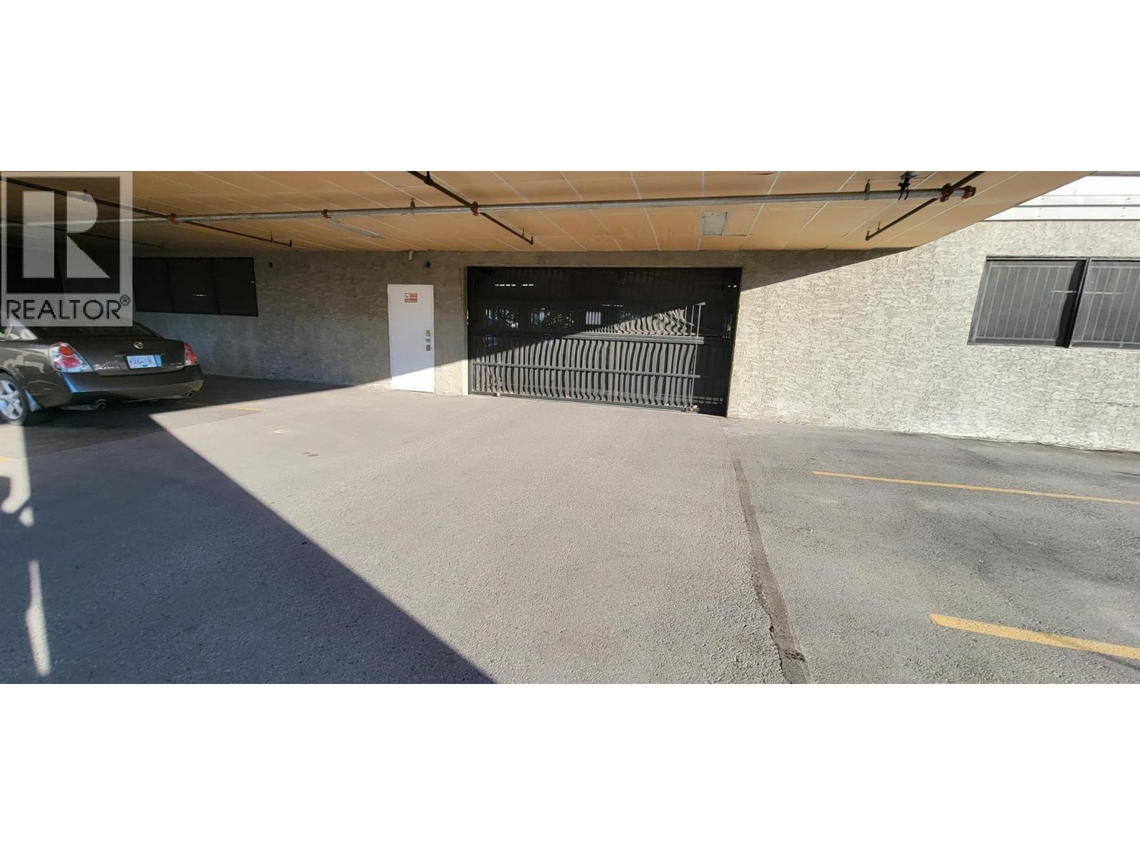 #311 1445 HALIFAX Street - 16