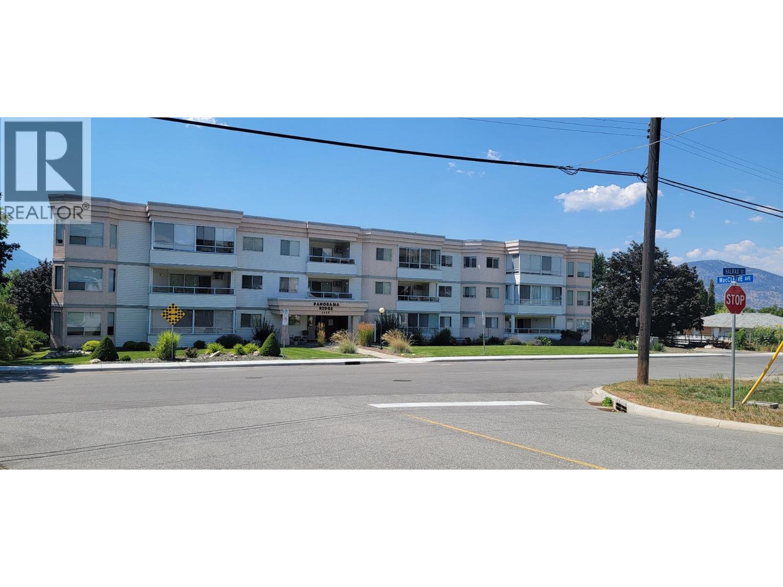 #311 1445 HALIFAX Street - 13