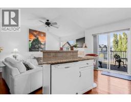 308, 3308 Valleyview Park SE - photo 14