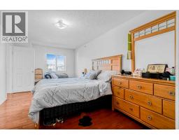 308, 3308 Valleyview Park SE - photo 17