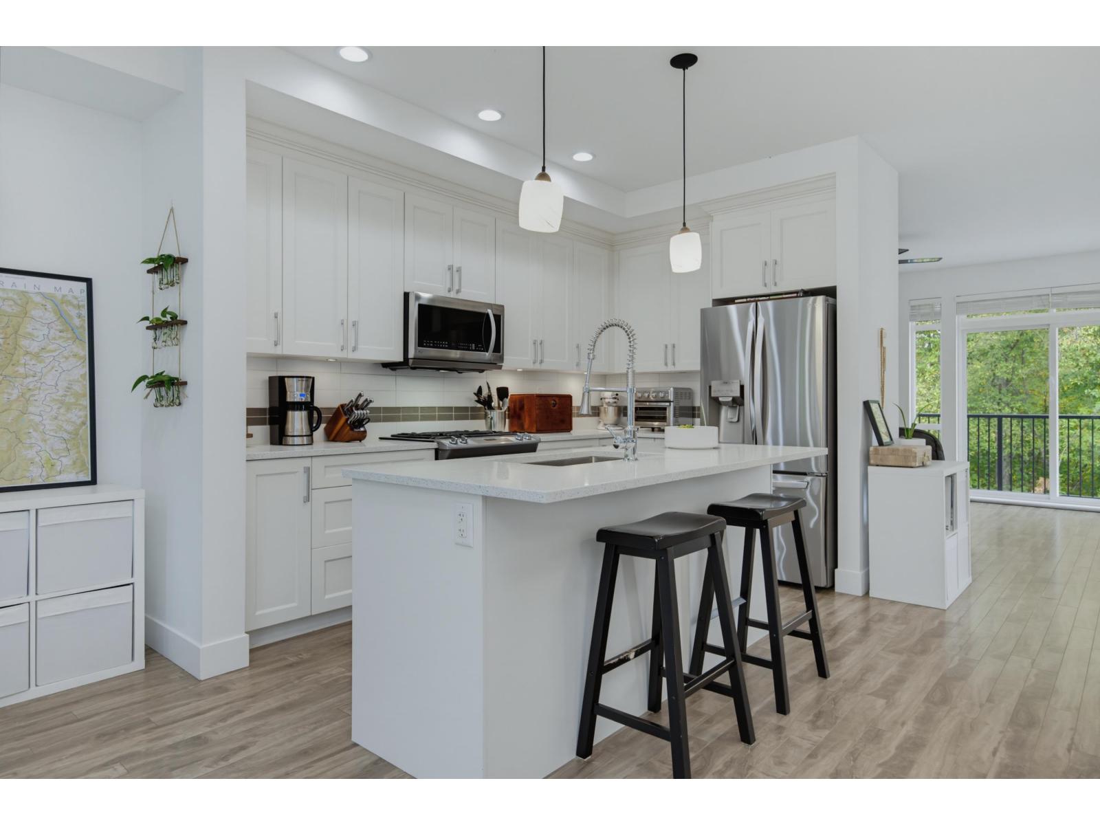 Photo of 36 3039 156 STREET 11