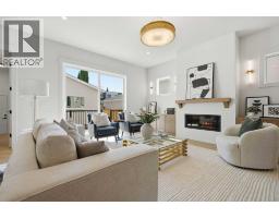 2131 29 Avenue SW - photo 12