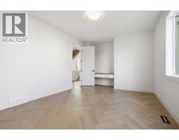 2131 29 Avenue SW - photo 22