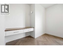 2131 29 Avenue SW - photo 25
