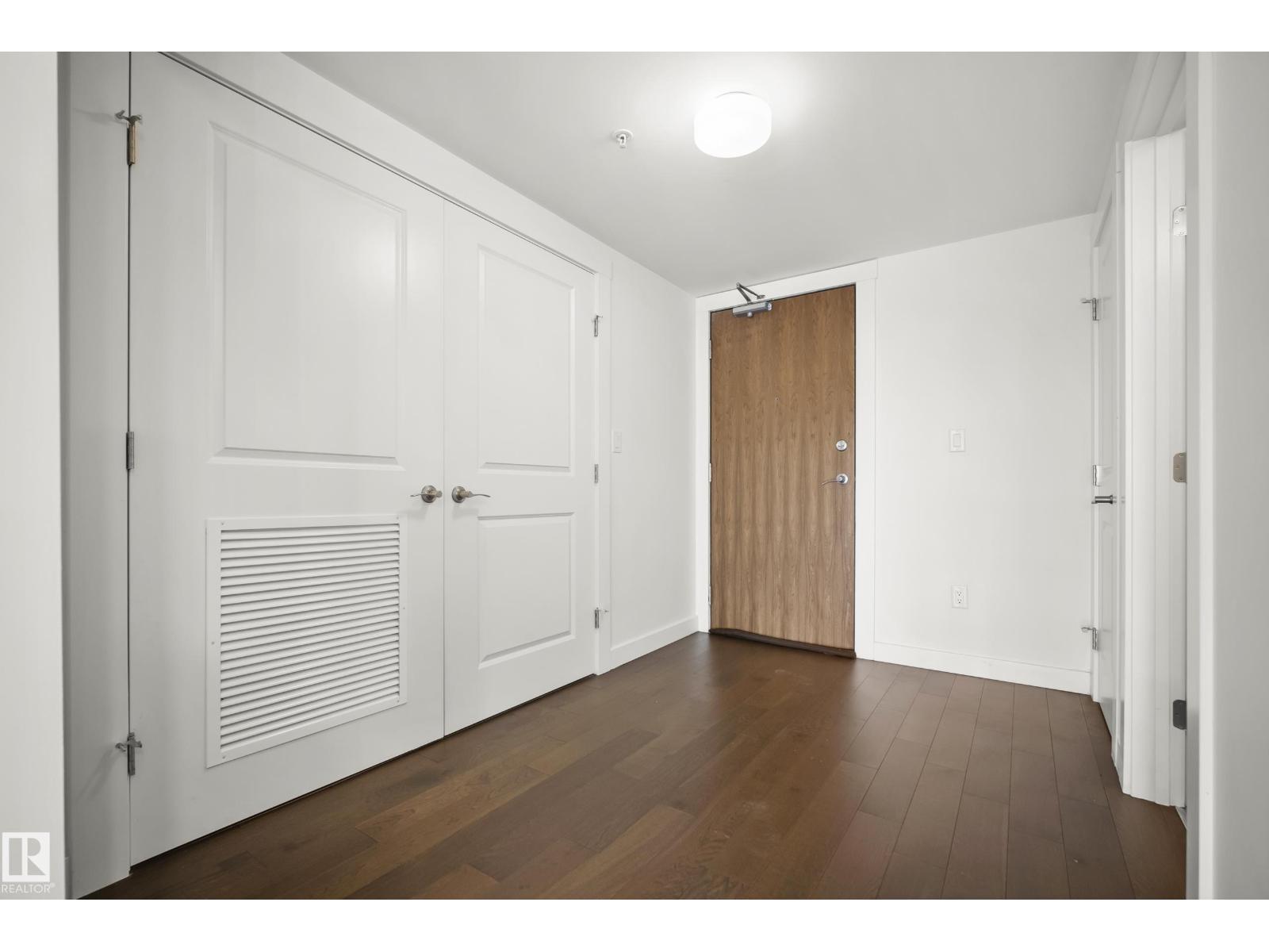 #1504 9720 106 ST NW - 27