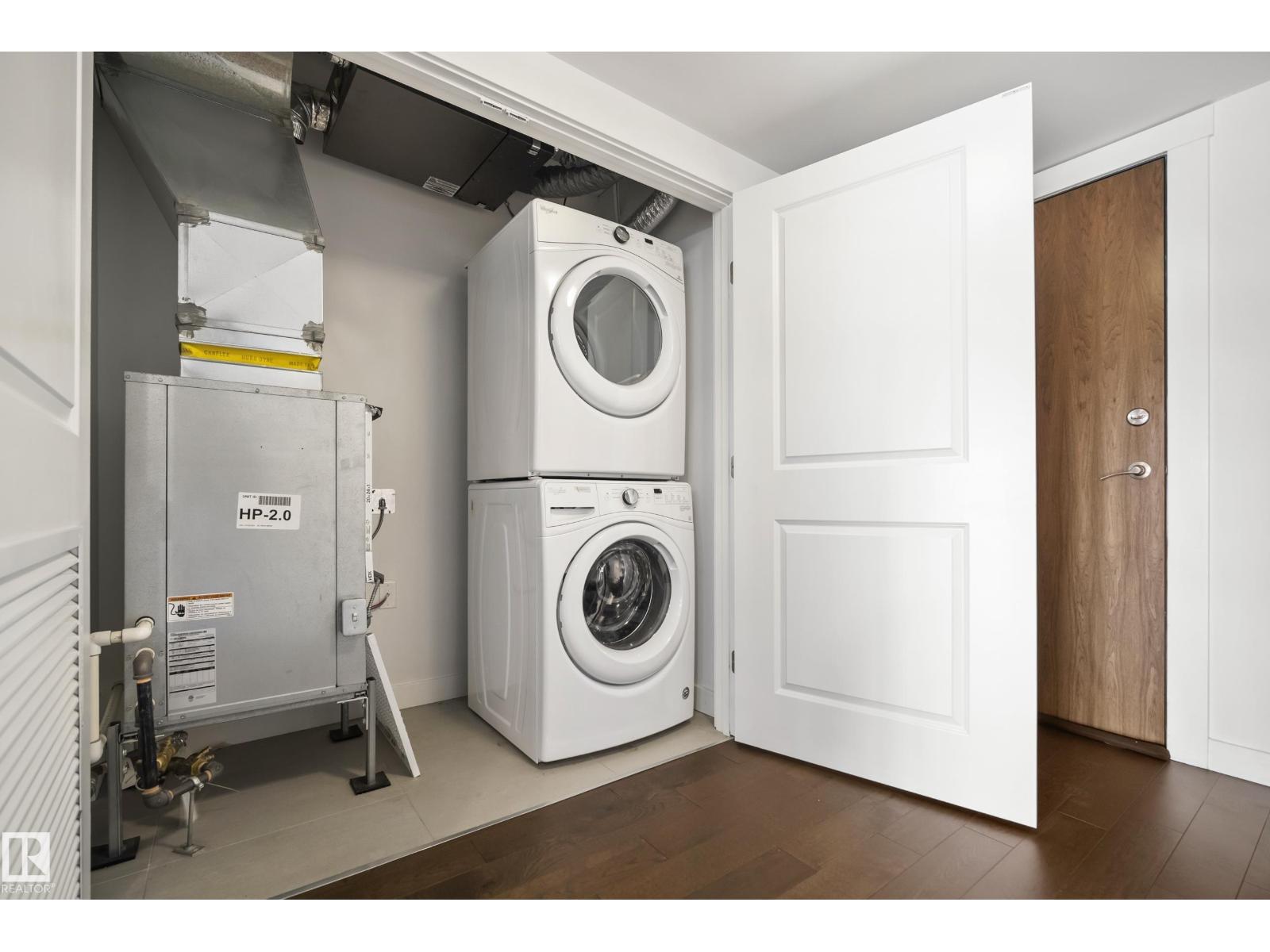 #1504 9720 106 ST NW - 28