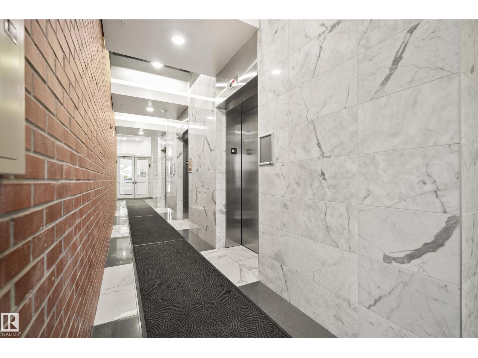 #1504 9720 106 ST NW - 47