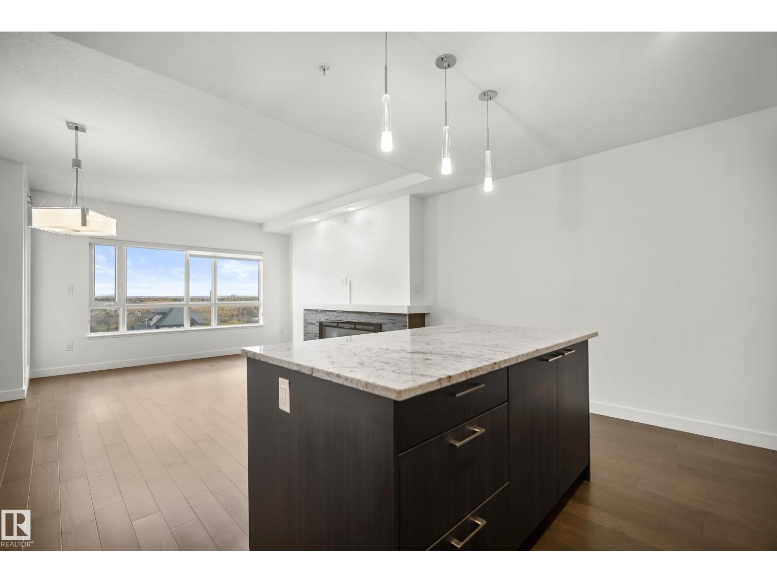 #1504 9720 106 ST NW - 7