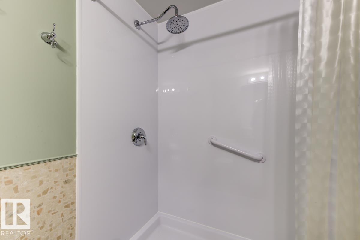 #214 905 BLACKLOCK WY SW - 19