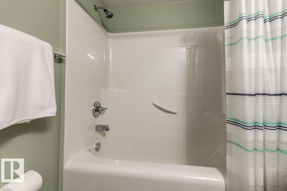 #214 905 BLACKLOCK WY SW - 23