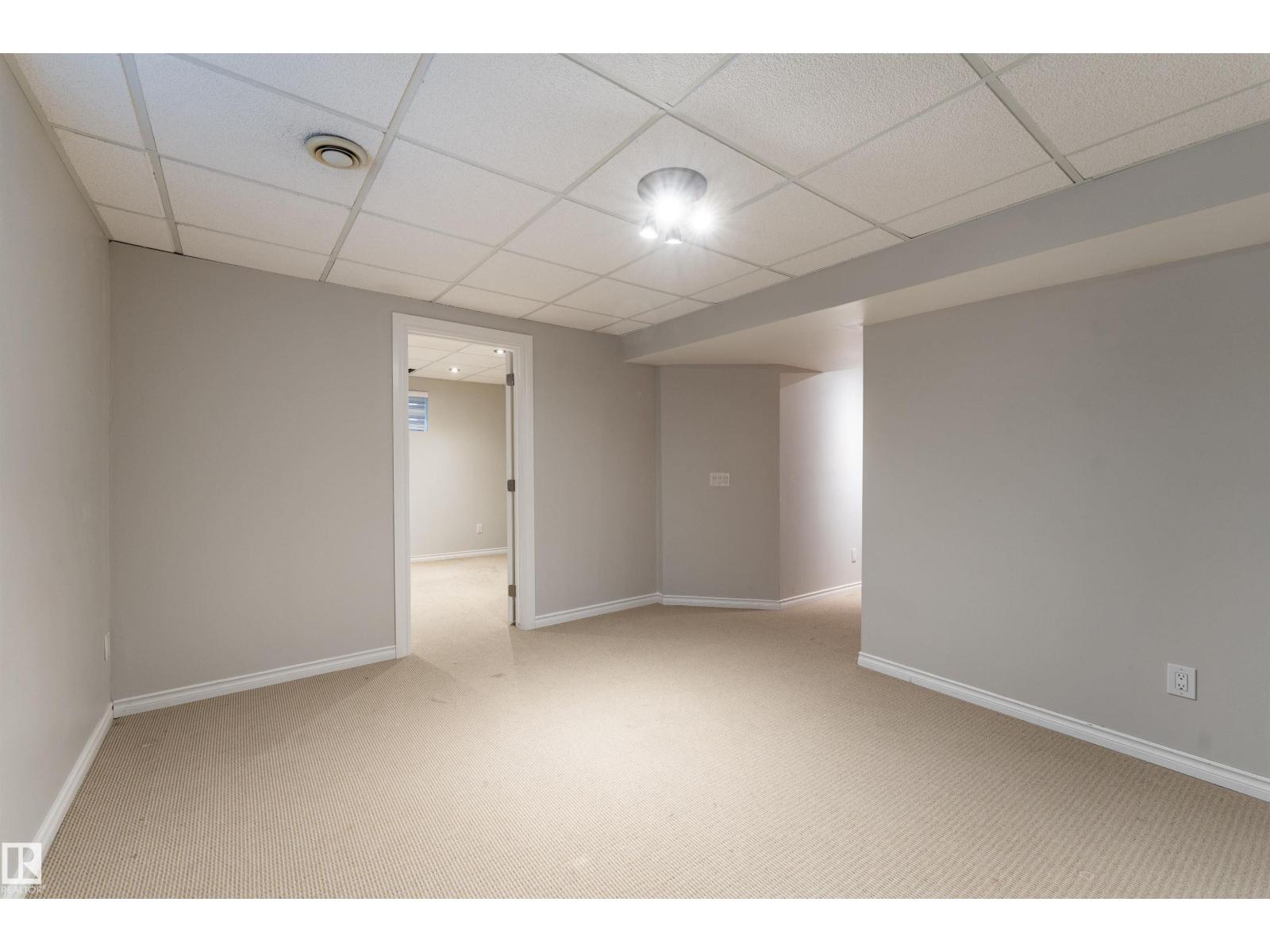 15406 138A ST NW - 32
