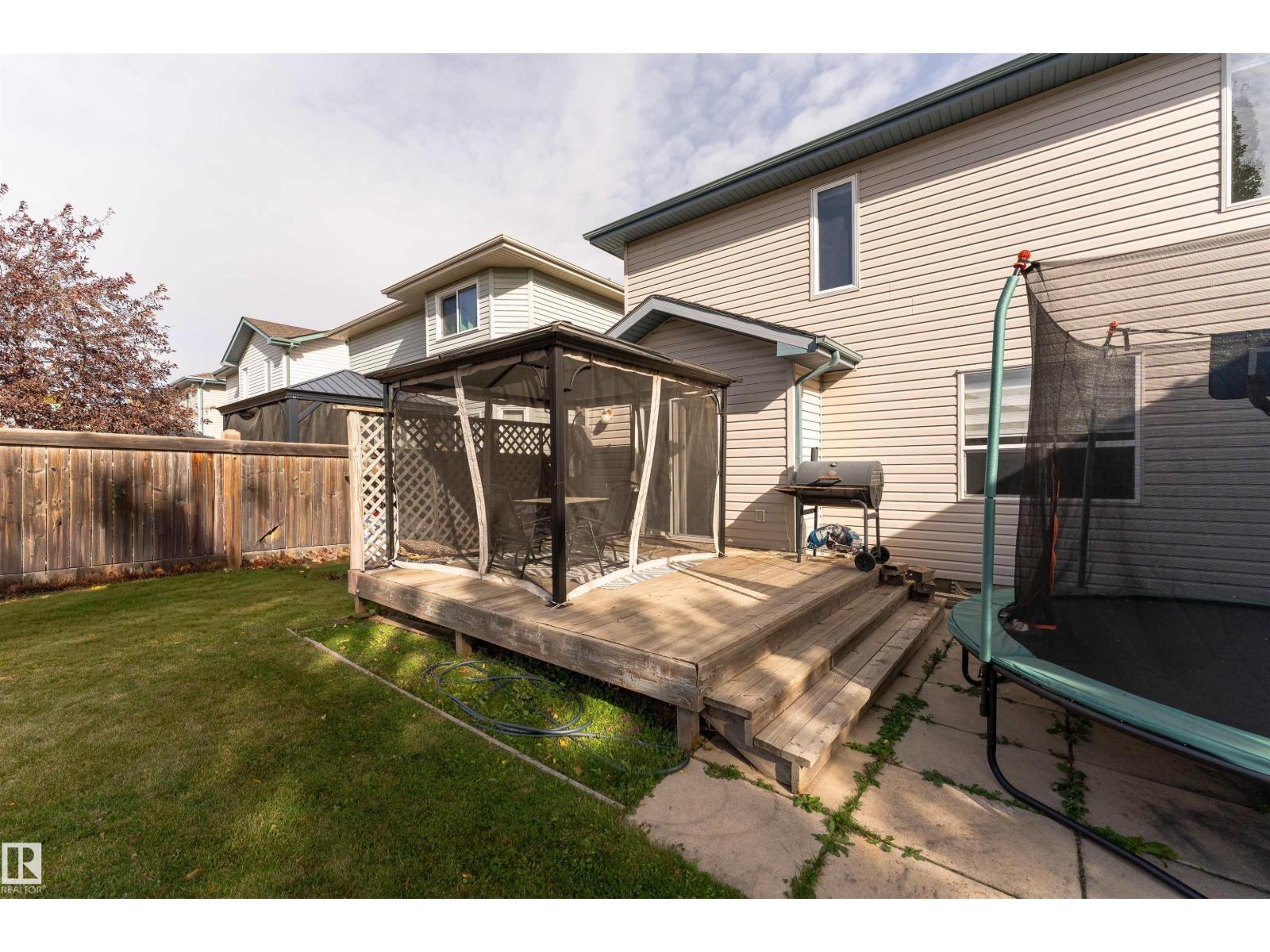 15406 138A ST NW - 36