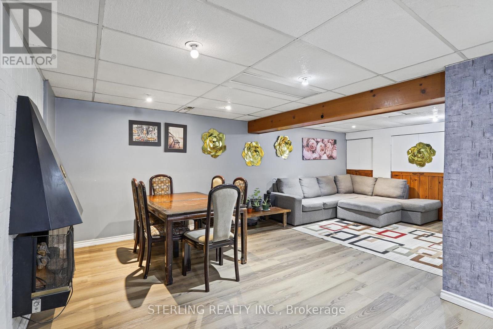 27 Oakmeadow Boulevard, Toronto, ON photo 24