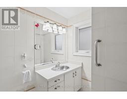 27 Oakmeadow Boulevard, Toronto, ON M1E4G3 Photo 16