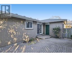 27 Oakmeadow Boulevard, Toronto, ON M1E4G3 Photo 19